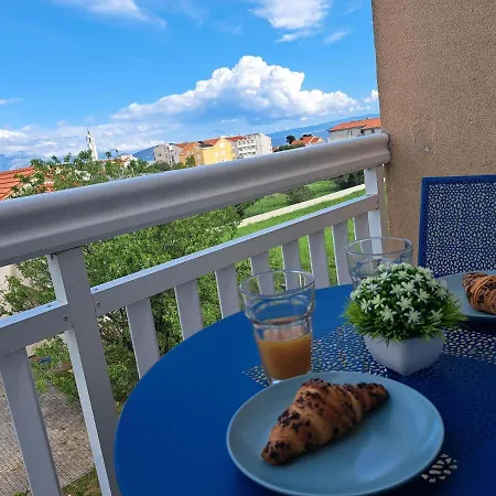 In Kastel Near The Sea Appartement Kaštela