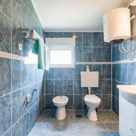 Appartement In Kastel Near The Sea